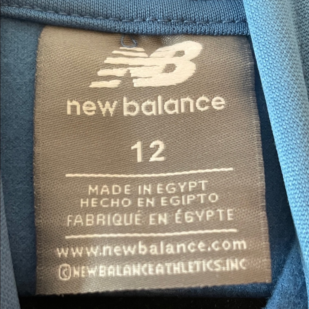 New Balance Blue Pullover and Shorts Set - Picture 6 of 8